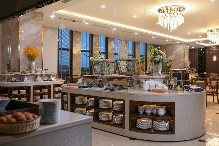 Khách sạn Marina Hạ Long